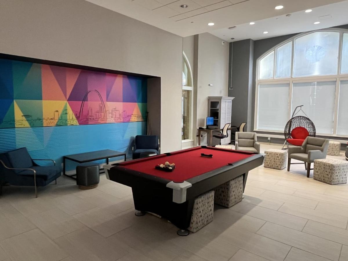 Home2 Suites By Hilton St Louis Downtown Сент-Луис Экстерьер фото